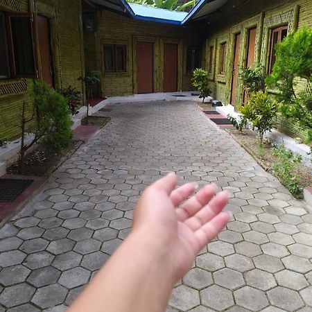 Hotel New Bamboo Palace Gorkhā Esterno foto